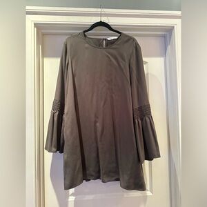 BCBGeneration Gray Long Sleeve Top